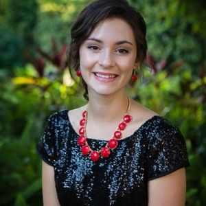 Meet your Posher, Isabel